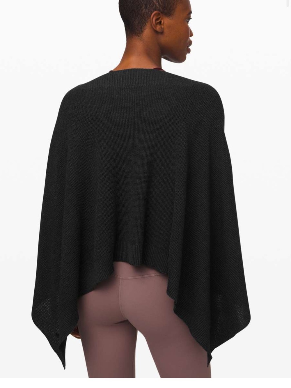 Lululemon Forward Flow Poncho Sweater - Dark Carbon Gray Knit Women's Sweater - Picture 8 of 9